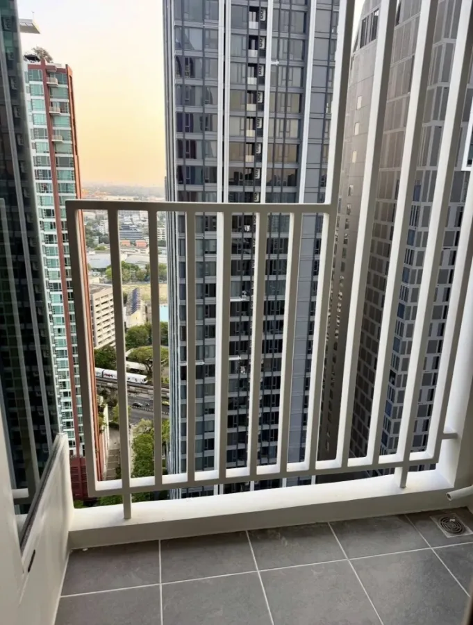 Urgent Sale/rent!! Culture Thonglor, 28th Floor, Beautiful Unit, Super Affordable, Don't Miss!!