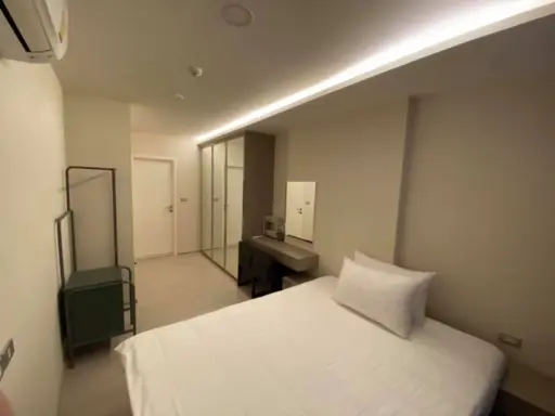 Condo for rent, Vtara Sukhumvit 36, Rim room, furniture is ready, hurry up
