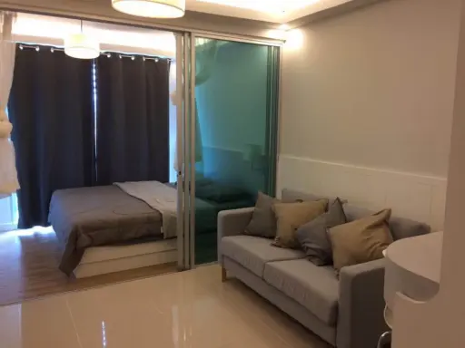 For rent A Space Me Sukhumvit 77, beautiful room, brand new. The bedroom is separated Premium pool view, don't wait.