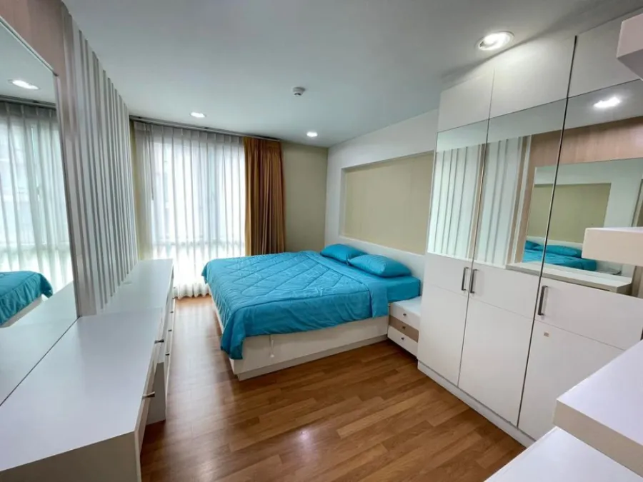 For rent, The Aree condominium, fully furnished, electrical appliances Near BTS Ari, don't miss it.