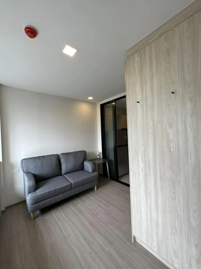 For rent, The Move Bang Khae, 3rd floor, quiet, tree view, super natural, don't just look at it, hurry up and reserve it, don't miss