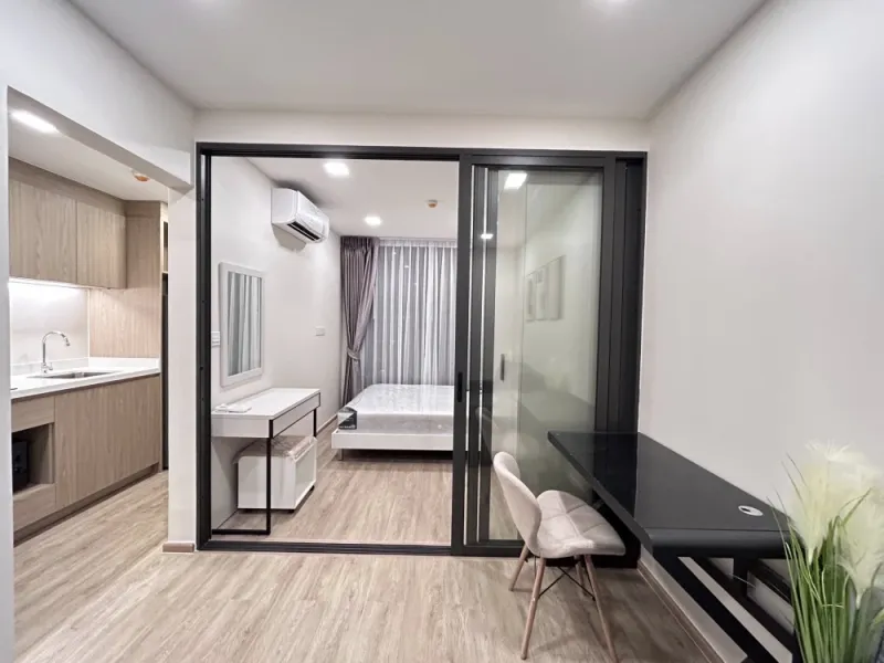 ให้เช่า The Nest Chula Samyan ห้องน่าอยู่ ชั้น 8 ทำเลดี เฟอร์นิเจอร์ครบครัน หิ้วกระเป๋าเข้าอยู่ได้เลยจ้า