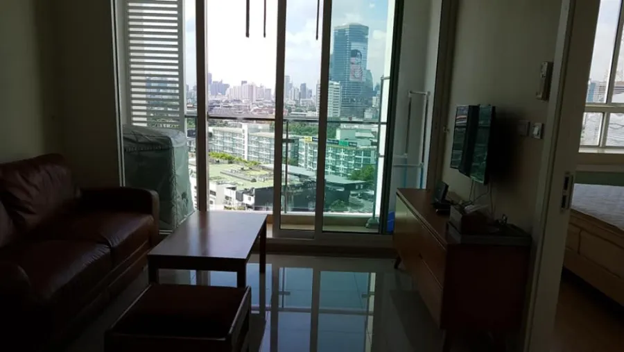 For Rent TC Green 1 bedroom, 1 bathroom, size 38 sq.m., well decorated room. ready to move in Hurry up to reserve