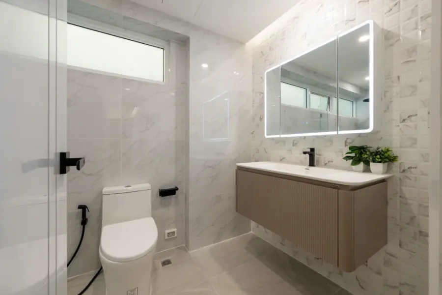 Thonglor Tower for sale, a lovely room, beautifully decorated in a cool color scheme, comes with plenty of usable space, fully furnished, reserve now!