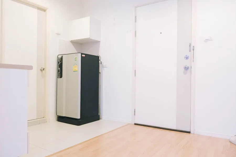 Condo for sale Lumpini Ville Sukhumvit 109 - Bearing, corner room with furniture, many free items, do not miss