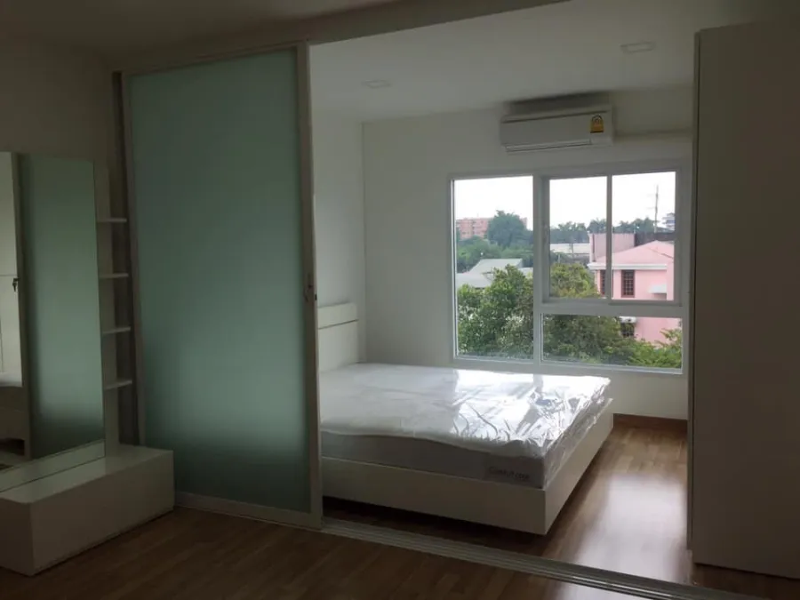 Condo for sale, The One Plus Srinakarin, partitioned room, natural view, shady, livable, worth owning.