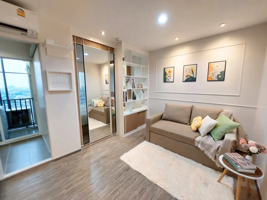 For sale, for rent, Regent Home Bang Son Condo, Phase 2, beautifully decorated room, well-built-in, high floor, hurry and come reserve now.