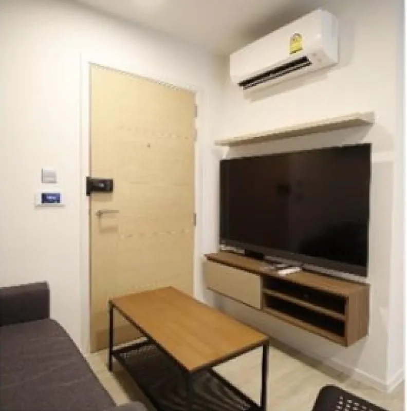 Kave Condo is located opposite. Bangkok University with 4 year contract Building C, 2nd floor Room s
