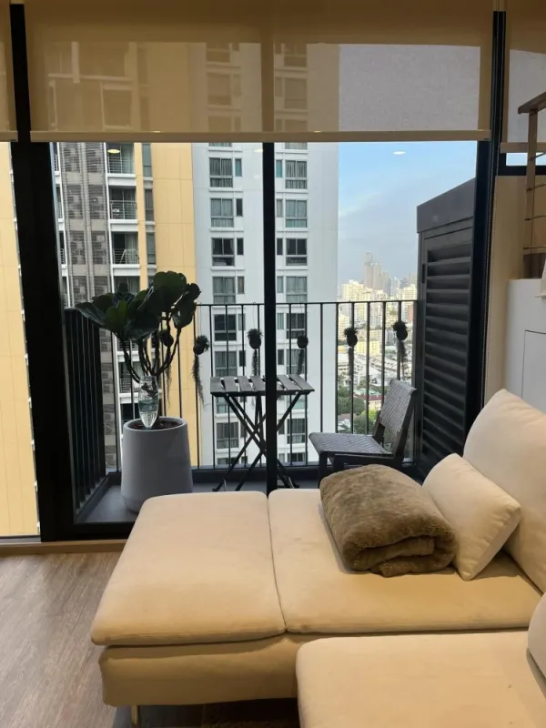 ขาย ให้เช่า Ideo Mobi Asoke คอนโดหรู ห้อง DUPLEX ตกแต่งสไตล์โมเดิร์น สวยน่าอยู่ พลาดแล้ว
