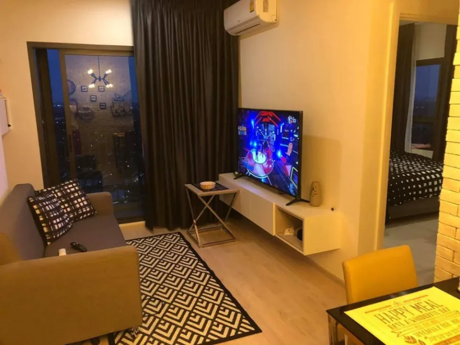 Selling Decon Prime Rattanathibet, 32nd floor, Chao Phraya River view. Super cool room It's fully furnished. Book now.