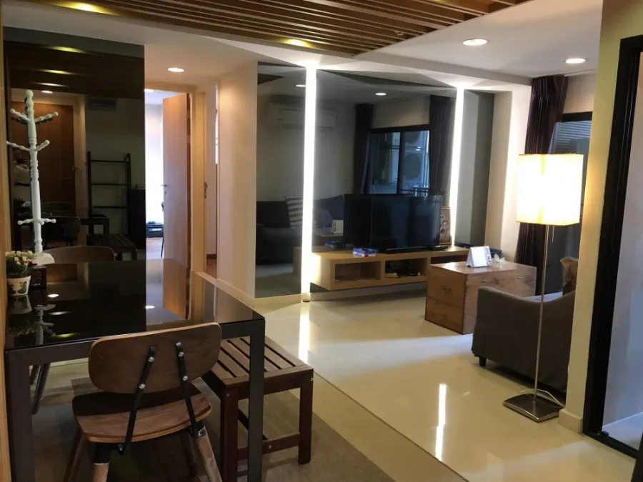 ขายให้เช่า ซีนิธ เพลส สุขุมวิท 42 ห้องมุม ตกแต่งบิวท์อินพร้อมเฟอร์นิเจอร์ครบชุด เข้ามาจองก่อนได้ก่อน