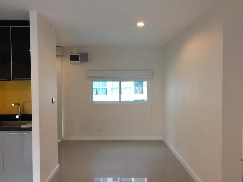 ขาย คอนโด เดอะ ซีรีส์ อุดมสุข 29 ห้องมุม วิวสรัว่ายน้ำ น่าอยู่มากๆ