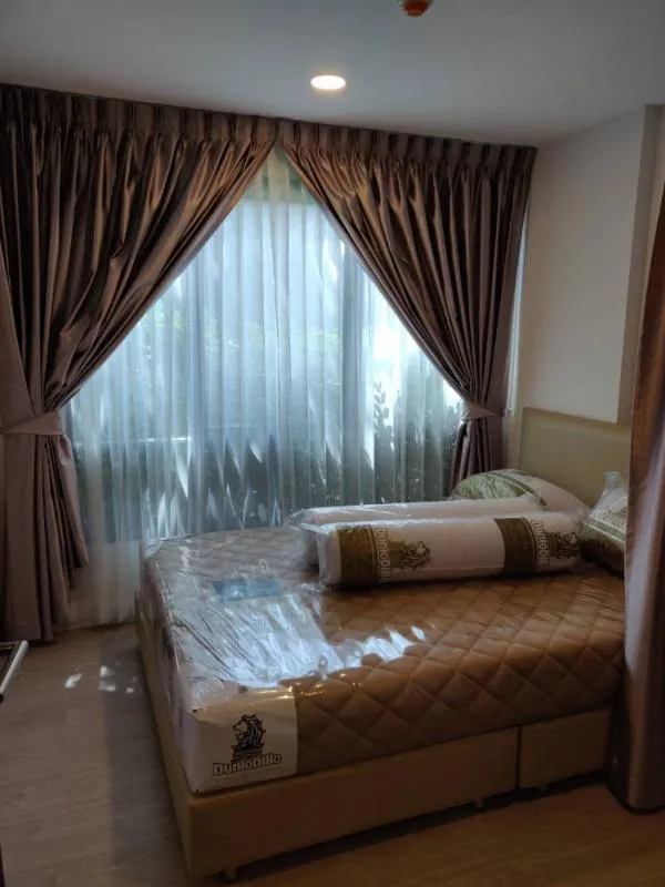ให้เช่า คอนโด เมโทร ลักซ์ โรสโกลด์ พหลฯ-สุทธิสาร ชั้น 1 ห้องสวย วิวสวน เฟอร์ครบ เช่าเลยๆๆๆๆ