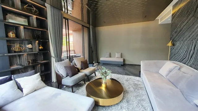 ขาย Kalm Penthouse ห้องเปล่า กว้างมาก กั้นเป็นสัดส่วน คอนโดหรูใจกลางเมือง ดีแบบนี้ ต้องจองด่วนๆ