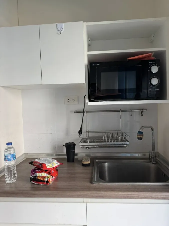 For rent: iCondo Green Space Sukhumvit 77, a nice room on the 3rd floor, fully furnished. Reserve now!