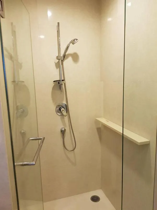 For rent quattro by sansiri, big room, comfortable With furniture, corner room with privacy, clear view