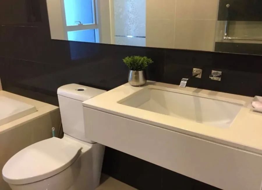 Sell/Rent Urgent! Condo Rhythm Ratchada-Huay Kwang Fully furnished with electrical appliances, near MRT, book now!