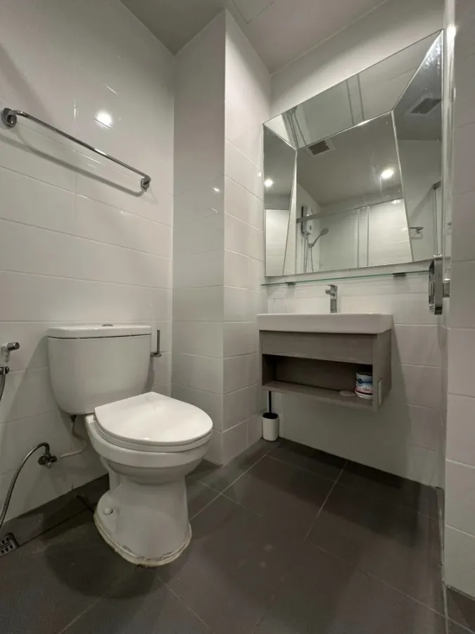 For rent: Common TU, built-in furniture, fully decorated, just bring your bags and move in immediately. Book now, don't miss out.