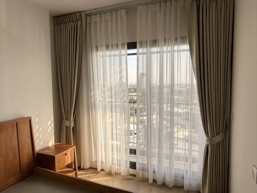 Urgent for rent, Life Rama 4 - Asoke, ready to move in, 11th floor, garden view, great price, you must hurry to reserve.
