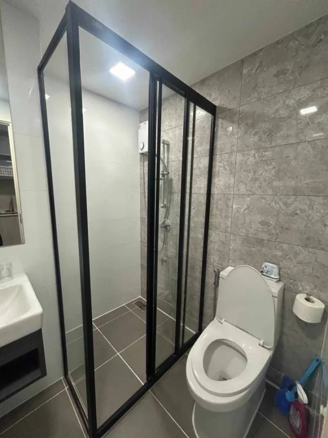 For rent: Atmoz Tropicana Bangna, ready to move in, furnished, complete with electrical appliances. Hurry and reserve now, don't delay.