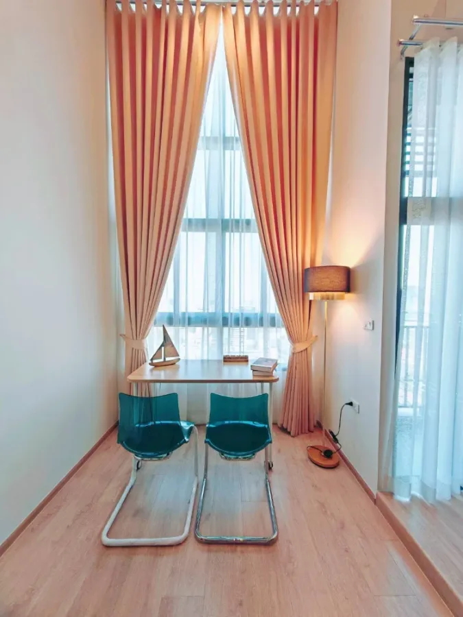 For rent, Ideo Rama 9 - Asoke, Studio Hybrid room, beautifully decorated and livable. Plus lots of electrical appliances. Hurry and reserve now.