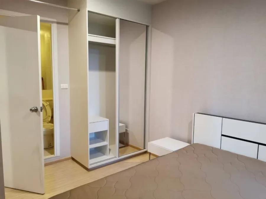 For sale or rent: Plum Condo Pinklao Station. Ready to move in, fully furnished, amazing price! Book now!