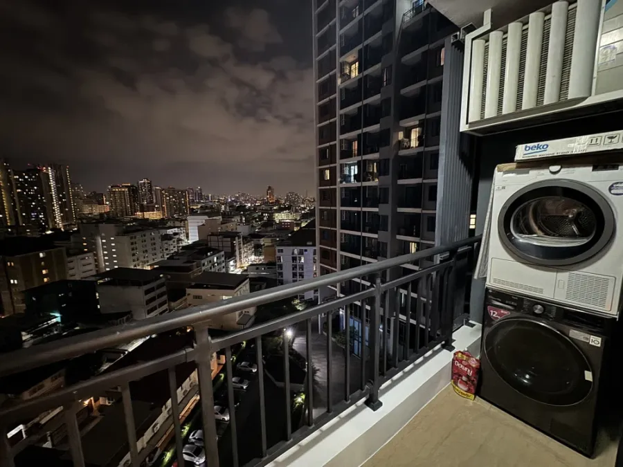Urgent sale!! Condo Artisan Ratchada, 11th floor, Building C, beautifully decorated room, ready to move in, fully furnished, hurry and book now!!