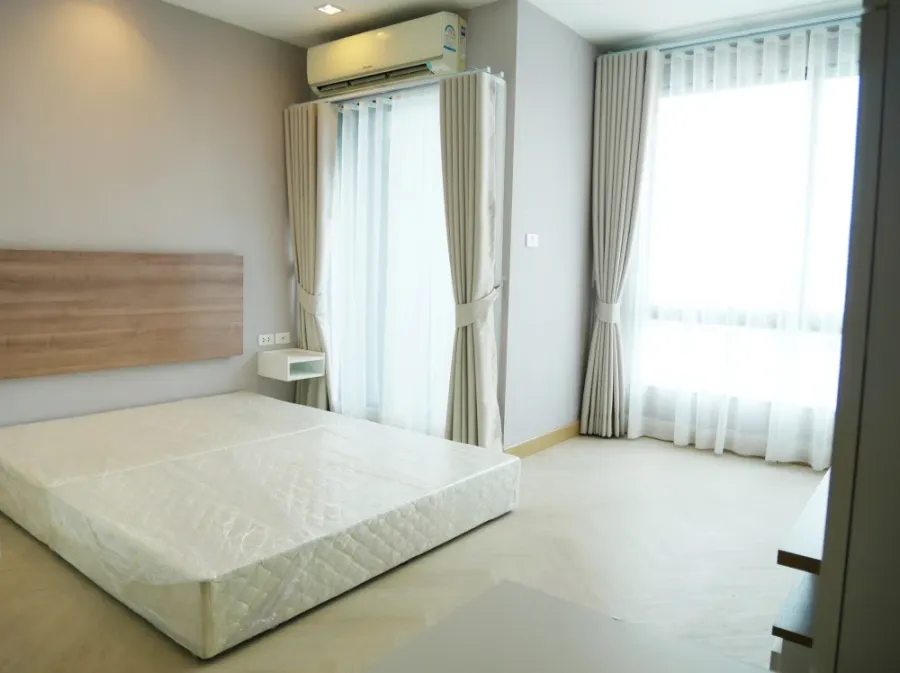 ขายด่วน Casa Condo Asoke-Dindaeng ห้อง Studio ชั้น 16 ได้วิวพระราม 9 ราคาไม่แรง ซื้อเลยจ้า