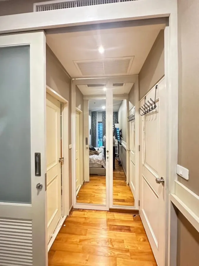 ให้เช่าคอนโดหรูห้องใหญ่ 43 ตร.ม. พร้อม Walk-in Closet และอ่างอาบน้ำ เพียง 140 เมตรจาก BTS อารีย์ | ✨ Noble Reform (โนเบิล รีฟอร์ม)