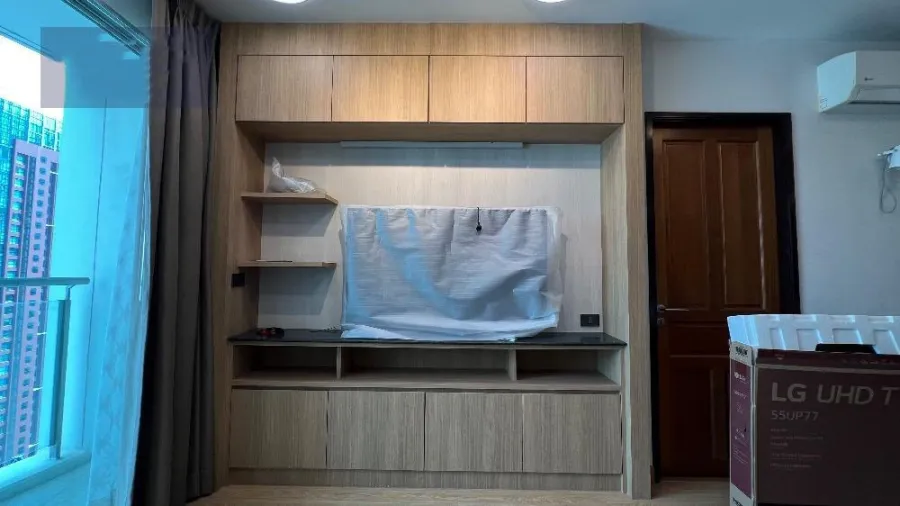 Condo for rent, Sky Walk and Wells Residence, 2 bedrooms, 2 bathrooms, fully furnished, convenient transportation, don't miss it