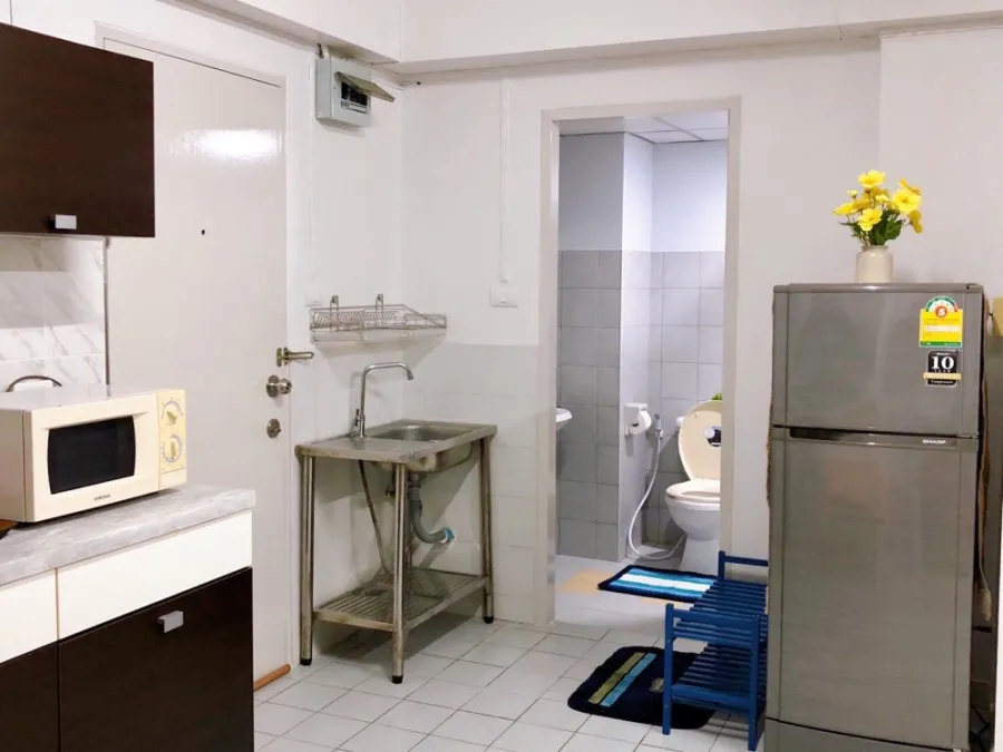 For sale/rent!! Lasalle Park Condo, 4th floor, Building C (wide corner room), good price, ready to move in, hurry and reserve now!!