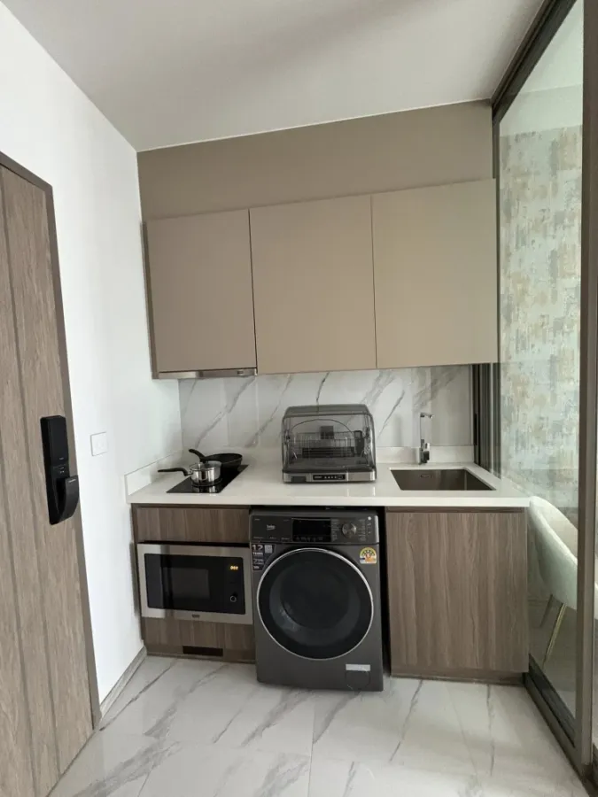 ให้เช่า Rhythm Ekkamai Estate ห้องพร้อมอยู่ เฟอร์พร้อม ชั้นสูง รีบจองเลยก่อนพลาด