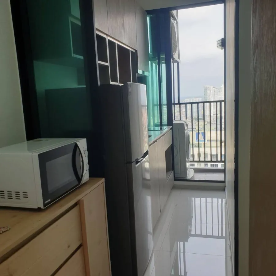 For rent: Knightsbridge Collage Ramkhamhaeng, high floor, beautiful view, partition room is very well proportioned. just come in
