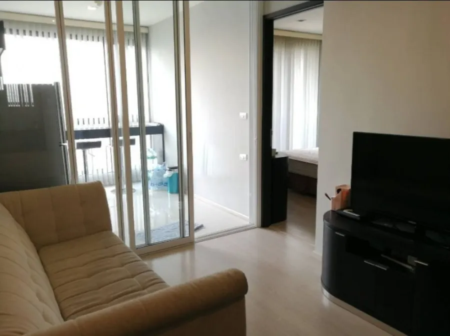 ขาย ให้เช่า!! คอนโด ริทึ่ม สุขุมวิท 44/1 ชั้น 22 เฟอร์นิเจอร์ครบ พร้อมเข้าอยู่ได้ทันที ห้ามพลาด!