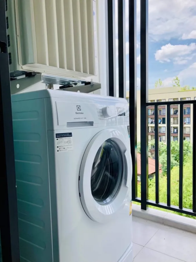 Condo for rent, Reach, Phahon 52, 1 bedroom, 1 bathroom, located on the east, open garden view, not hot, need to reserve