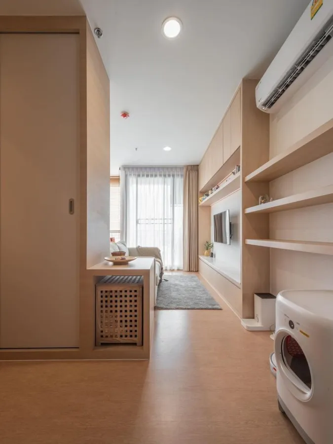 For sale: Maru Ladprao 15, 11th floor, view of Ratchada-Ladprao intersection (not blocked), fully built-in furniture, hurry and reserve now.