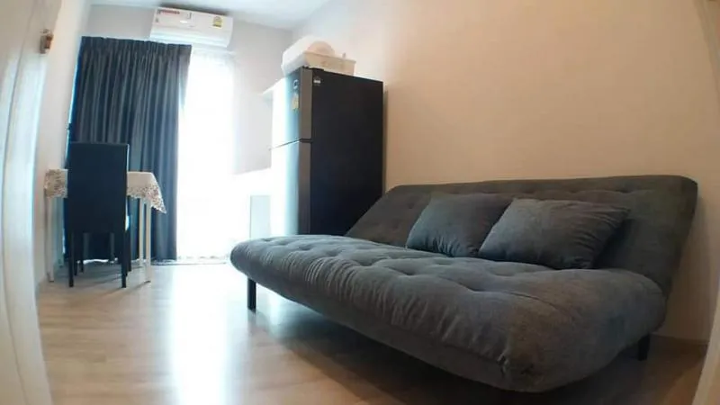 มาจ้า ห้องดี น่าอยู่ โซฟาเบด นั่งสบาย ทีวีจอบึ้มมาก จองด่วน ที่ Plum Condo เซ็นทรัล สเตชั่น ให้เช่า