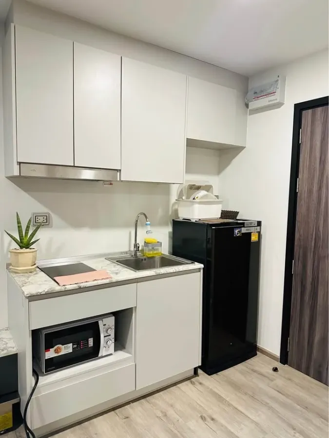 For sale, for rent, Beat Bangwa Interchange, 2nd floor, Building B, fully furnished, full of electrical appliances, don't miss it.