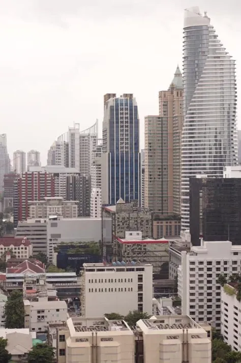 For rent!! Condo Q Chidlom-Phetchaburi, 30th floor, city view, beautiful room, fully furnished. Hurry and reserve before it's gone. Don't miss it!!