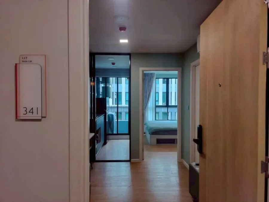 Resort-Style Pool View Condo for RENT - 29 sq.m., 4th Floor (Building B), Fully Equipped with Premium Appliances (Washer-Dryer Included), Rent Include