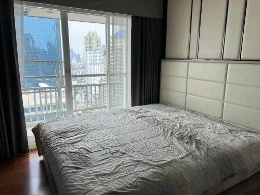 ให้เช่า!! คอนโด แกรนด์ พาร์ค วิว อโศก Built-in ทั้งห้อง ที่เก็บของเยอะ มีระเบียง คุณต้องอย่ารอช้า!! images