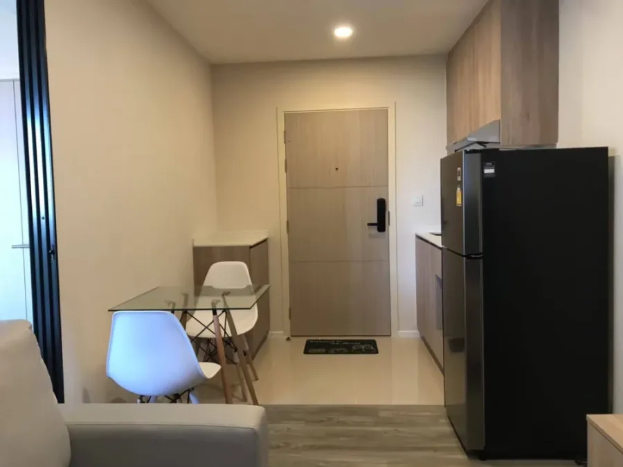 For sale/rent: IKON Sukhumvit 77, ready-to-move-in unit with complete furniture and appliances. Book now!