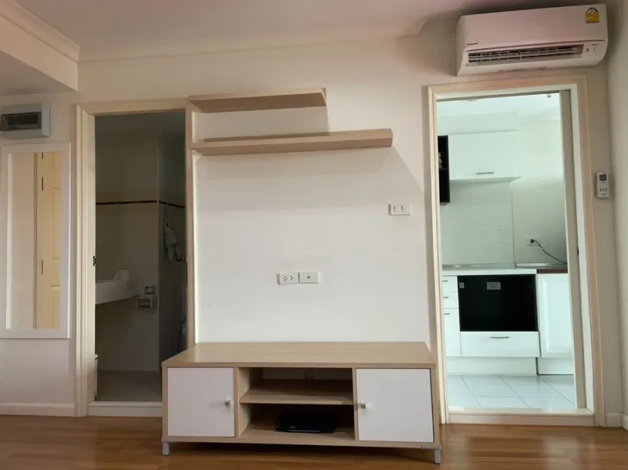 For rent: Lumpini Place Narathiwat - Chao Phraya, 21st floor, river view, fully furnished room, ready to move in, book now