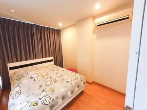 Urgent sale !! Condo Tour Maline (Light) Sathorn-Taksin Fully Facilities Can carry the bag in !! images