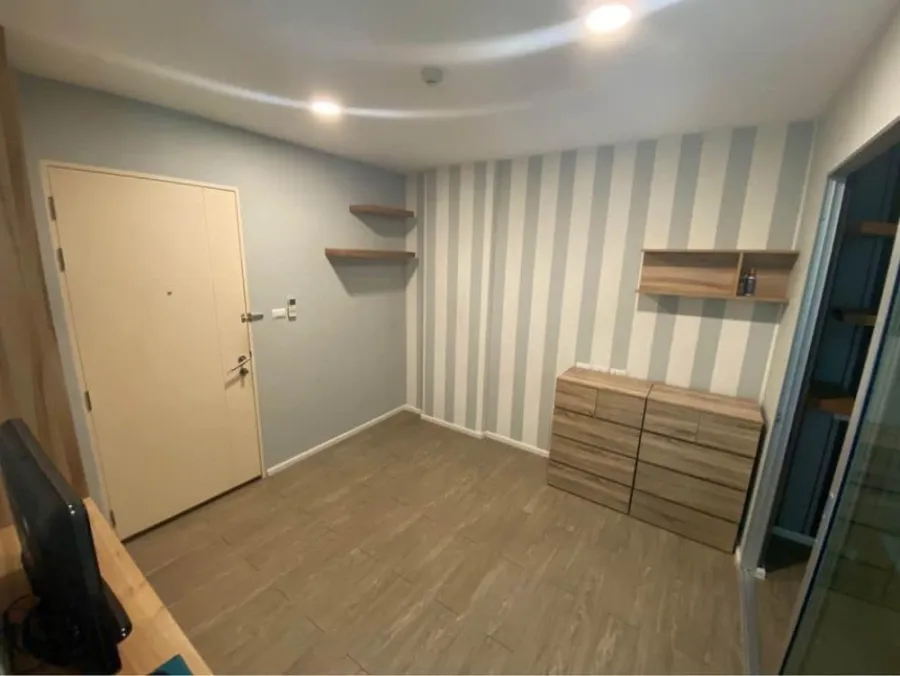 Sell / rent Don Mueang, The Terminal, new room, quiet atmosphere. Stick to wallpaper. Nice to live. Book now. Hurry up.