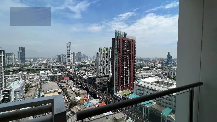 Condo for rent, Sky Walk and Wells Residence, 2 bedrooms, 2 bathrooms, fully furnished, convenient transportation, don't miss it