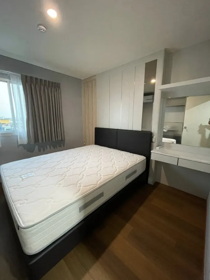 For rent: Lumpini Condotown Ekachai 48, ready to move in, fully furnished, affordable price. Book now!