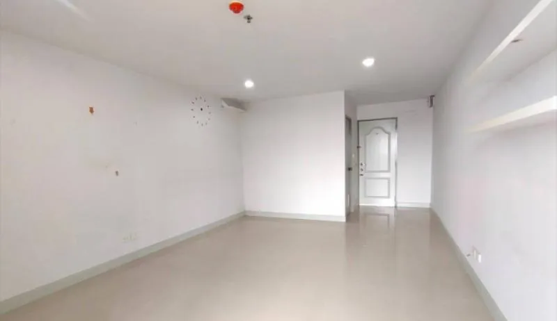 **Condo for sale Regent Home 6 Prachachuen** Nice view room, good atmosphere, convenient to travel, don't book, you will miss it!