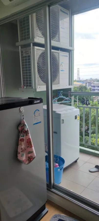 Condo for rent, Lumpini Place Srinakarin-Hua Mak Station, garden view, corner room, complete with furniture and electrical appliances.