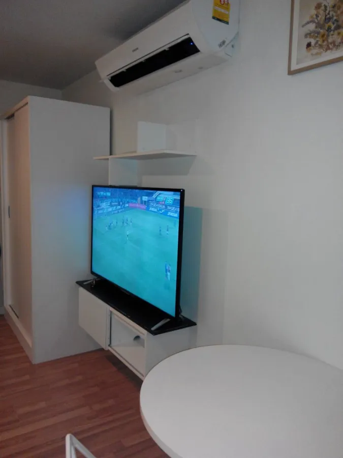 For rent We Condo, corner room, fully furnished Ready to move in. Don't wait.